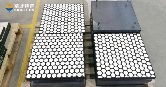 银娱优越会特瓷耐磨陶瓷在矿石码头装卸装备的防磨应用